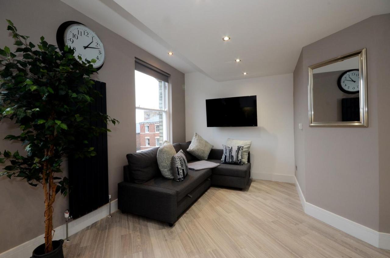 Priory Street Apartment 4 Йорк Екстериор снимка